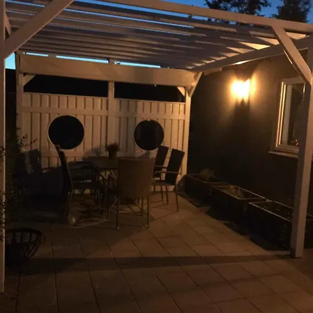 بيت للعطل Super House In The Harbor Town Of Hvalpsund *