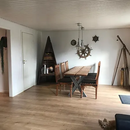 Nyaraló Super House In The Harbor Town Of Hvalpsund